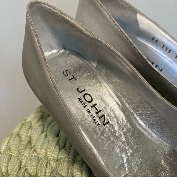 St. John Silver Satin Rhinestone Embroidered Point Toe Heel Slip On Pumps - Picture 8 of 10